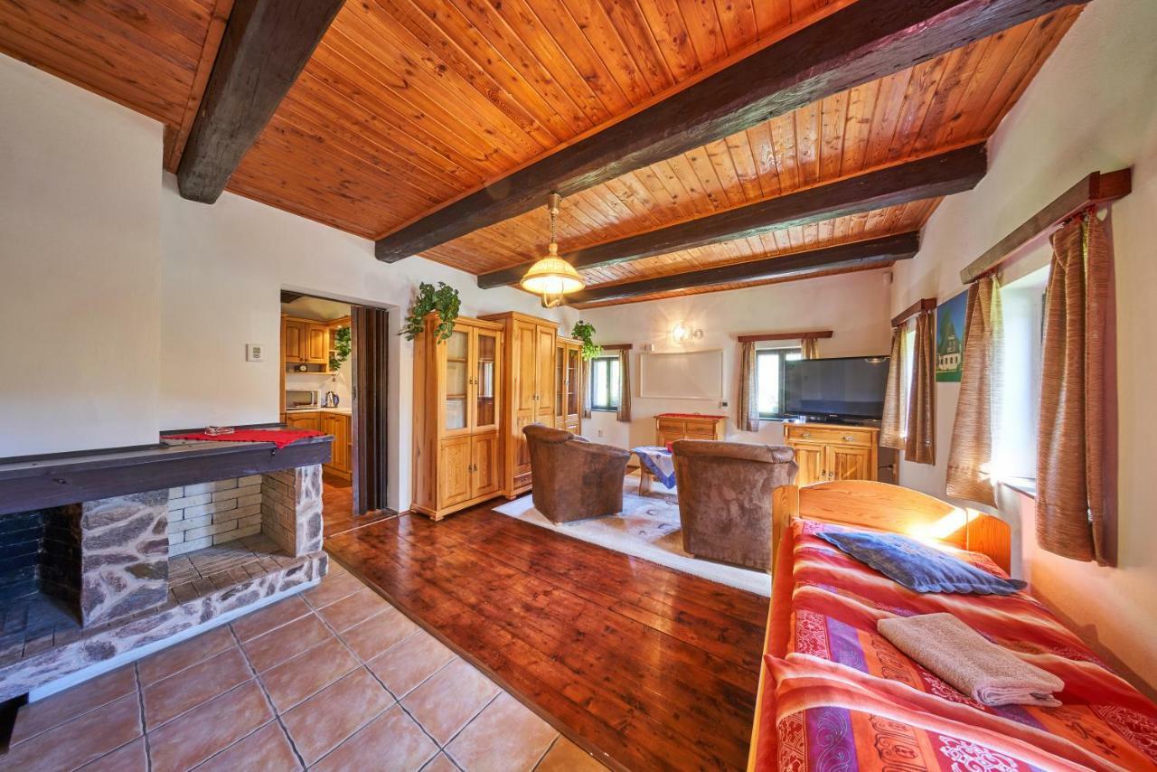 Penzion Pod Lesem Otel Hodkovice Dış mekan fotoğraf